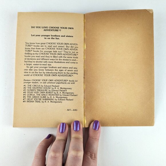 Vintage 80s Choose Your Own Adventure Book - Space Patrol #22 - Picture 10 of 10